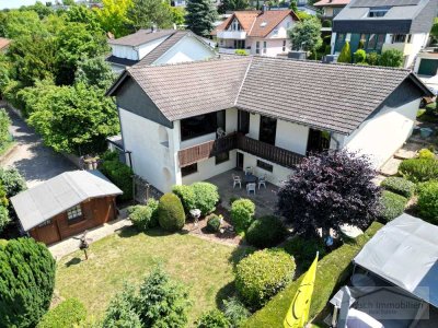 "Panoramablick – Exklusives Einfamilienhaus mit Einliegerwohnung in Halbhöhenlage von Gau-Algesheim"