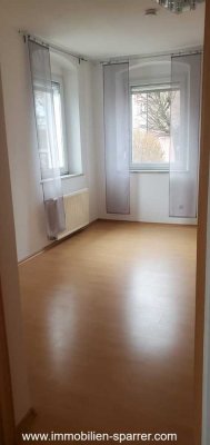 Großzügige 4,5-Zimmer-Erdgeschosswohnung mit Stellplatz – ideale Kapitalanlage