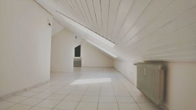 Bezugsfreie - Helle 1-Zimmer Wohnung in Waldkirch