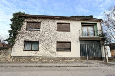 attraktives großes Grundstück mit Sanierungsobjekt - auch für Neubau ideal - für Großfamilien und Anleger zum Spitzenpreis