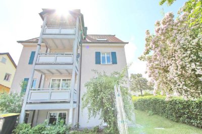 Wunderschöne 3,5 Zimmer - Dachgeschoss - Wohnung in Nähe der Altstadt