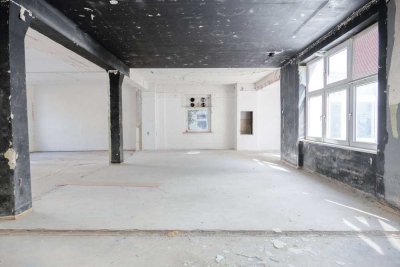 Spektakuläres Loft im Rohbauzustand - mit Balkon und Aufzug nahe Spreeufer