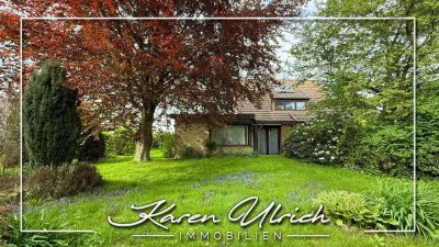 Gartenparadies mit großem Haus in Klecken