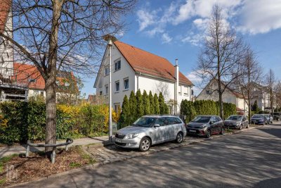 Doppelhaushälfte mit hochwertiger Ausstattung in Toplage Niederschönhausen