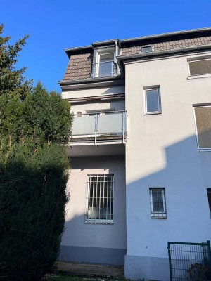 *gut geschnittene 4-Raum-Wohnung | Gartennutzung | Tageslicht-Bad