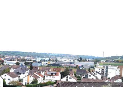 !!! Mehrgenerationenhaus mit zwei Wohneinheiten in schöner, ruhiger Panorama-Aussichtslage !!!