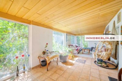 IMMOBERLIN.DE - Imposantes Haus mit Gartenidylle für eine große Familie