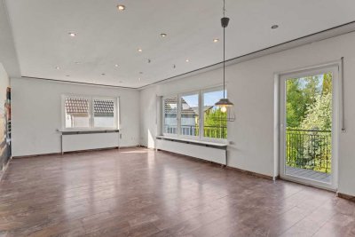 Wohnen am Feldrand – Lichtdurchflutete Wohnung mit Balkon und Garage in Maxdorf