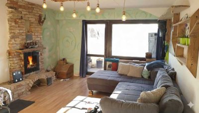 Vielseitige Dachgeschosswohnung in attraktiver Lage