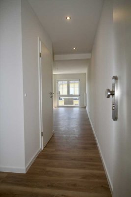 ***sofort verfügbar, komplett saniert, zentrumsnah, südwest - 2 ZKB (optionaler Balkon)***