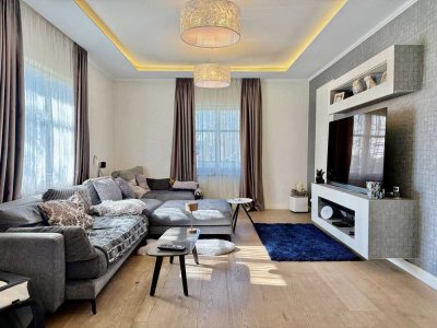 ++ Gründerzeit Villa nahe Clara-Zetkin-Park mit Einliegerwohnung für Büro/Praxis ++