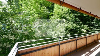 Center- Love- Kitzbühel- ruhige Zentrumslage!Wohnen mit fantastischem Platzangebot- Saisonmiete -privater Stellplatz