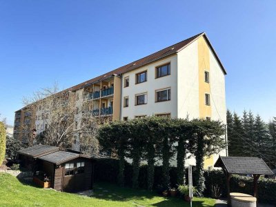 3-Raumwohnung mit Stellplatz und Balkon in Mülsen!