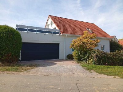 Einfamilienhaus (Neuwertig) mit 8 Zimmern in Edesheim