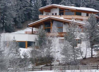 Familiensitz in bester Seefelder Aussichtslage