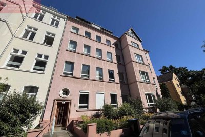 Charmante Altbauwohnung in Bestlage