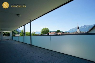 GISINGEN: FEINE DACHGESCHOSSECKWOHNUNG MIT LIFT UND ZWEI AUTOABSTELLPLÄTZEN!