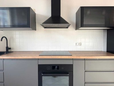Helle 2-Zimmer-Wohnung mit Tageslichtbad und neuer Küche