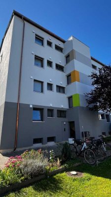 Ideal für Eigennutzer oder Kapitalanleger - 3-Zimmer-Wohnung im frisch sanierten KfW 55EE Haus