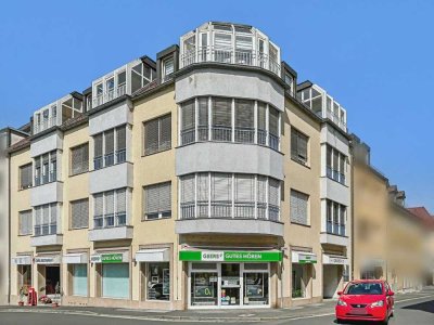 Moderne Praxis- Büro- oder Wohnimmobilie im Mehrparteienhaus im Herzen von Schweinfurt