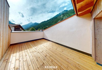 Exklusiv - 4-Zimmerwohnung mit Balkon und Terrasse - Top 05