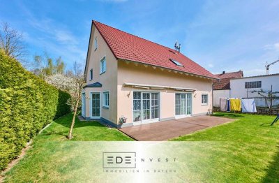 Wunderschönes Einfamilienhaus (bzw. Zweifam. Haus) in Aichach