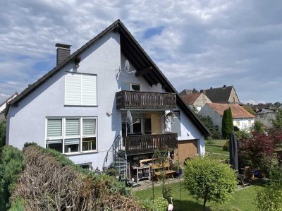 Vor den Toren Frankfurt & Taunus - gepflegtes Zweifamilienhaus für Kapitalanleger oder Familie!