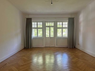 Große Wohnung in Toplage Nähe Werderplatz