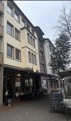 Erstbezug nach Sanierung, großzügige 4 Zimmer Wohnung in Bestlage Engelbosteler Damm