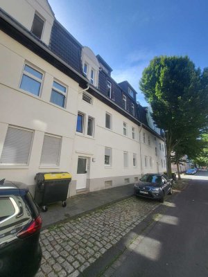Sanierte 3 DG Zimmer Wohnung mit Balkon in Herne