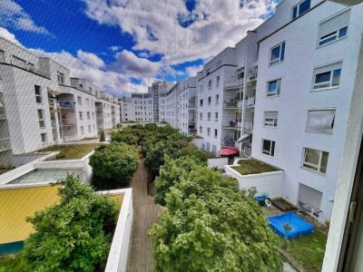 Sofort einzugsbereit-charmante 2 ZKBB-Wohnung mit grünem Innenhof und TG
