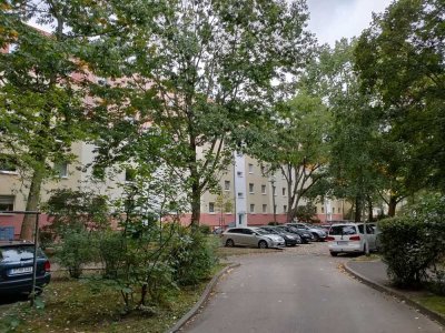 Helle und ruhige 3-Zimmer-Wohnung im 4. OG mit Balkon in Potsdam-Waldstadt II