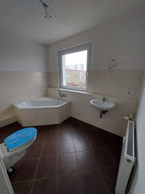 3-Zimmer-Wohnung mit wunderschönem geräumigen Bad und großem Balkon im neuen Trendviertel Geras