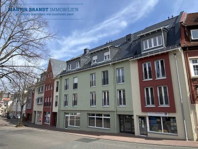 Exklusive 5 Zimmer Maisonette Wohnung mit Sonnenterrasse 
+ Doppelgarage in Bestlage von Idstein