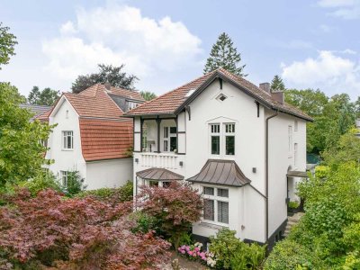 Stilvoll modernisierte Jugendstilvilla in familienfreundlicher Lage in Fuhlsbüttel