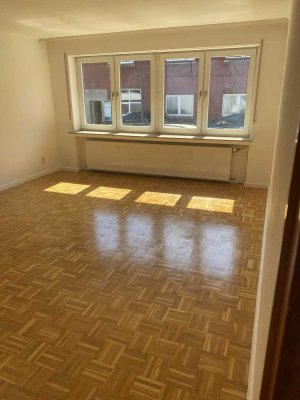 3-Zimmer Erdgeschosswohnung in Castrop-Rauxel mit Garage