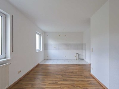 Ruhige Lage - Laminat - Duschbad - Stellplatz - 1 Zimmer Wohnung in Klipphausen mieten
