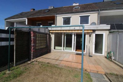 Ankommen & gestalten: Reihenmittelhaus zum Festpreis mit Garten und Garage wartet auf Sie