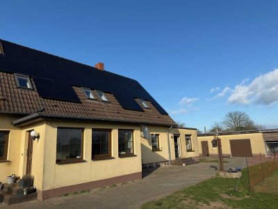 DHH in dörflicher Alleinlage an der Ostsee