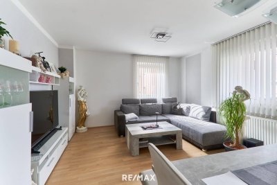 Helle 3-Zimmer-Wohnung mit Balkon &amp; Tiefgaragenplatz
