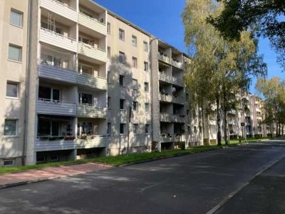 Familienwohnung mit Spielplatz vorm Haus