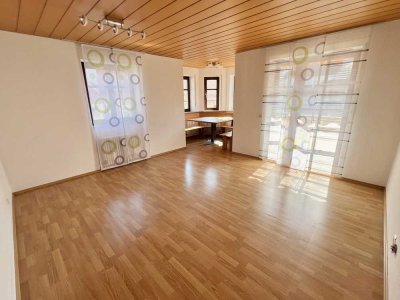 Zentral & ruhig: Schöne 4,5-Zimmer-Wohnung mit Balkon in Deggingen