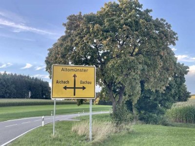 Neuwertige 3-Zimmer-Wohnung, barrierefrei, in kleinem Mehrfamilienhaus, zentral in Altomünster