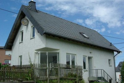 MEHREN EINFAMILIENHAUS