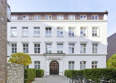 Repräsentative 4 Zi. Altbauwohnung in St. Pauli - ruhige Innenhoflage