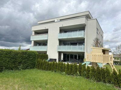 exklusive Neubauwohnung (111 m²) mit großem Garten (ca. 100 m²), KfW 55 Standard