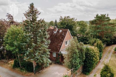 Einfamilienhaus mit Renovierungsbedarf auf idyllischem Grundstück in Brietlingen
