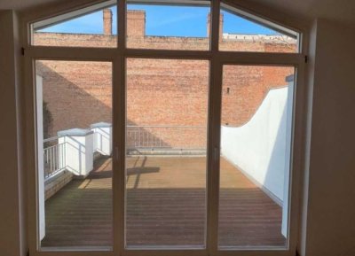 Helle 2-Zimmer Dachgeschosswohnung mit Balkon in Magdeburg-Neustadt