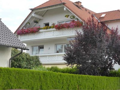 *** 3 Zimmer Maisonette + vermietet + Balkon + Carport ***