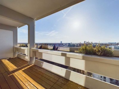verfügbar ab 01.08.2026  - schöne 3 Zimmer Wohnung mit 2 Balkonen und  Alpenblick  I EBK I TG I